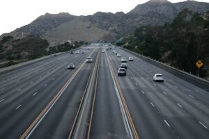 Riverdale, UT – Injuries Reported in Overnight Crash on I-15 Southbound