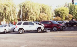 Roy, UT – At Least One Hurt in Crash on South 1900 W