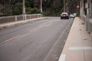American Fork, UT - Car Crash on E Main St Ends in Injuries