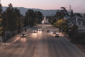 Salt Lake City, UT - Crash on W 200 S Leaves One Injured