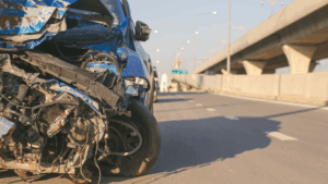 Salt Lake City, UT - Injuries Reported in Early Morning Crash on S 700 E