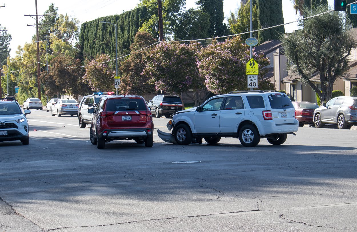 Ogden, UT - Crash on 28th St Injures One, Road Closed Over an Hour
